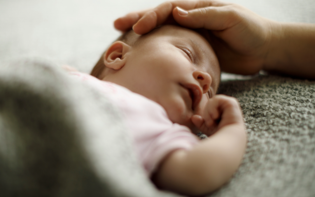 Torcicollo neonatale: ripristinare la libertà di movimento attraverso l’osteopatia pediatrica